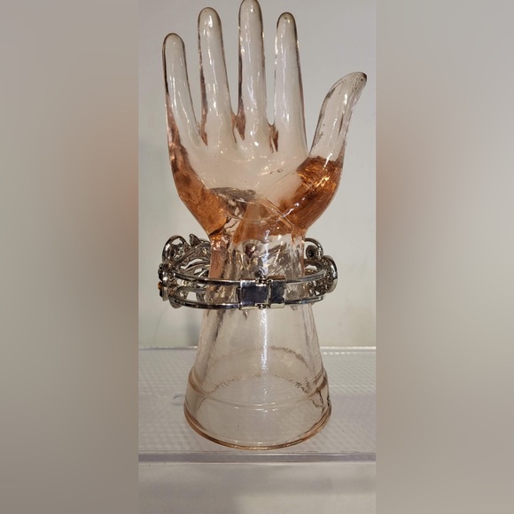 🎇REDUCED..Vintage Statement Hinged Multi Stone Floral Silver Tone Bracelet - Picture 2 of 3